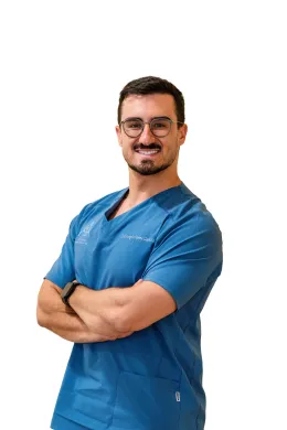 Foto de Dr. Sergio Parra, Odontólogo | Cirugía oral, implantología y periodoncia en AURUM Centro Odontológico